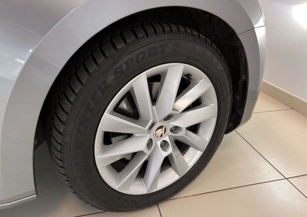 Skoda Superb cena 114500 przebieg: 114135, rok produkcji 2020 z Piła małe 172